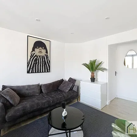 Le - Au 1er Etage Lejlighed *