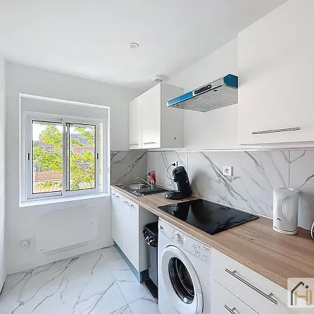 Le - Au 1er Etage * Dunkierka