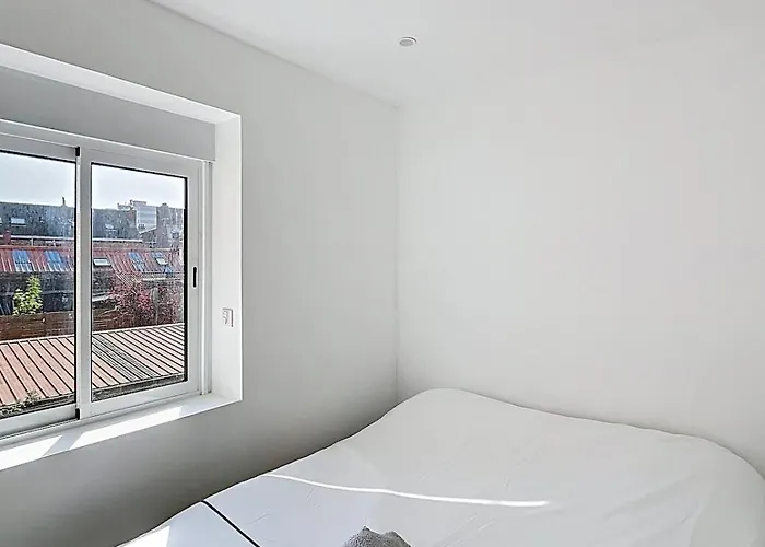 Le - Au 1er étage * Dunkirk