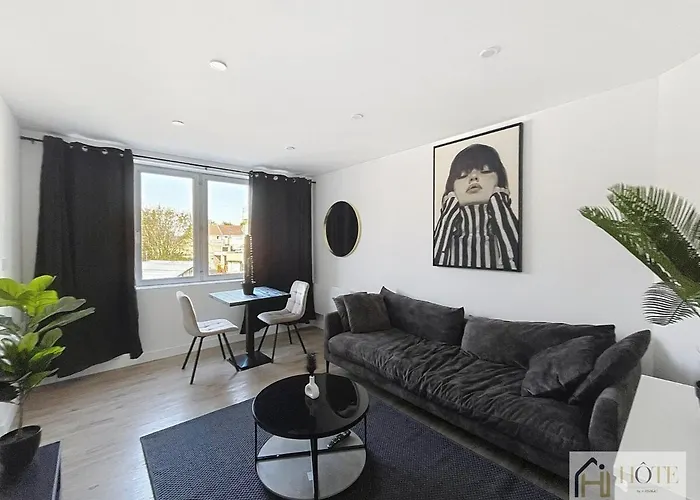 Le - Au 1er étage * Dunkirk